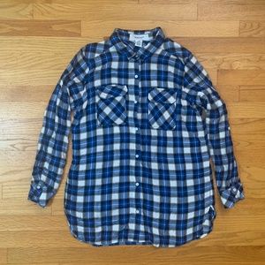 Blue plaid long sleeve button down shirt